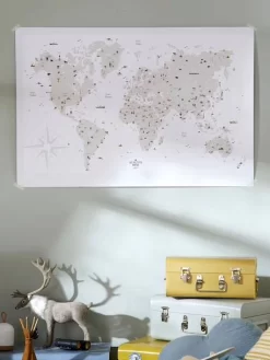 Affiche Carte Du Monde LES PETITES DATES Marron Imprimé - Les Petites Dates 9 Affiche Carte Du Monde LES PETITES DATES Marron Imprimé - Les Petites Dates -Produit Pour Bébé affiche carte du monde les petites dates 4