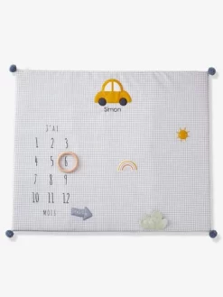 Tapis Photo Bébé Personnalisable En Gaze De Coton EN VOITURE SIMON ! Bleu - Vertbaudet 10 Tapis Photo Bébé Personnalisable En Gaze De Coton EN VOITURE SIMON ! Bleu - Vertbaudet -Produit Pour Bébé tapis photo bebe personnalisable en gaze de coton en voiture simon 1 4